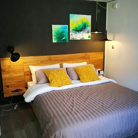Cres Art Studio Lime Apartment Luaran gambar