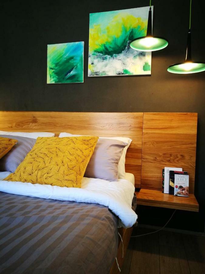 Cres Art Studio Lime Apartment Luaran gambar
