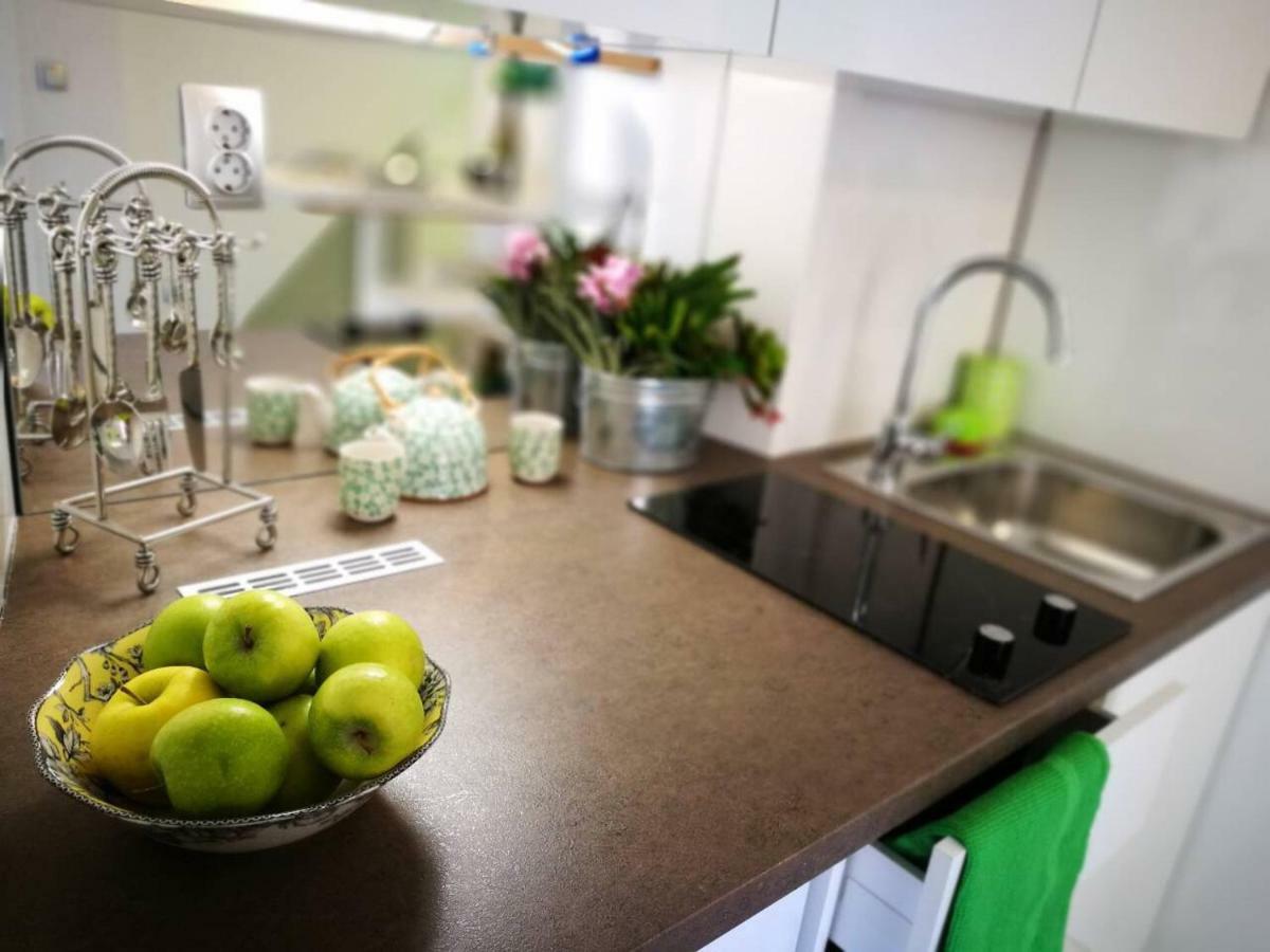 Cres Art Studio Lime Apartment Luaran gambar